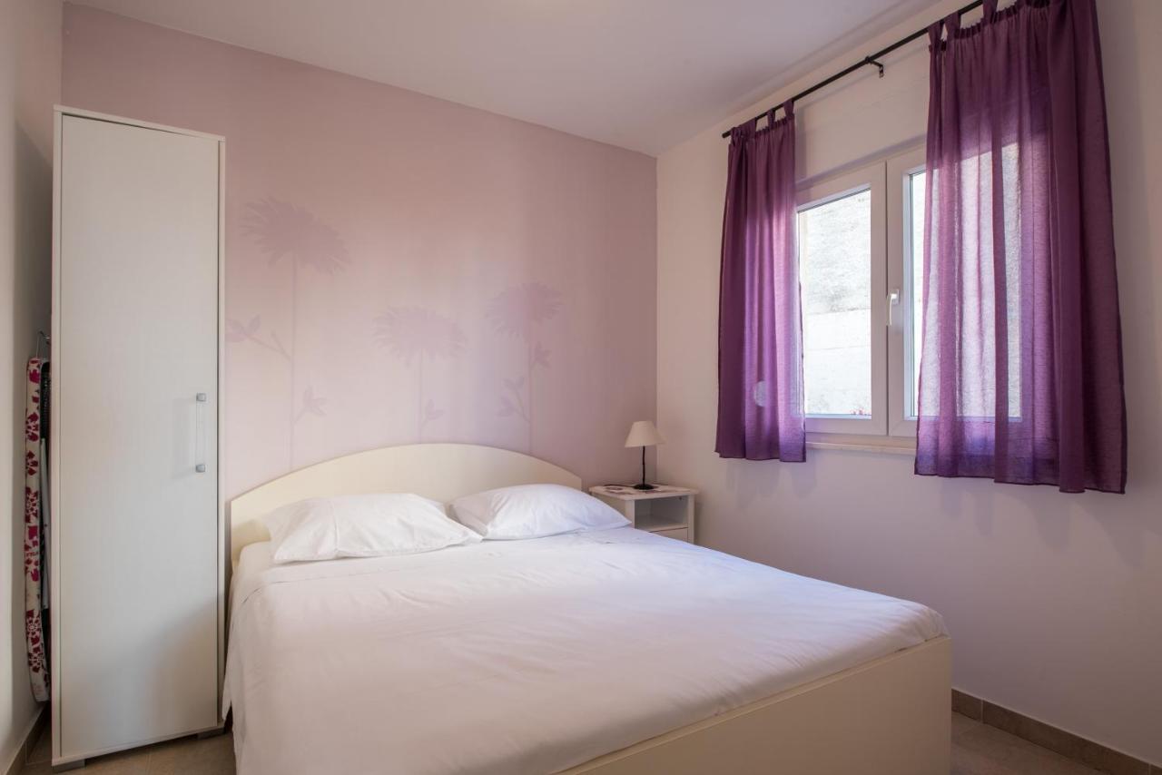 Apartments Amneris Trogir Luaran gambar
