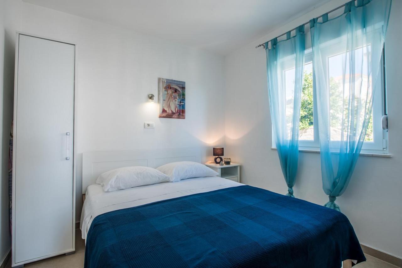 Apartments Amneris Trogir Luaran gambar